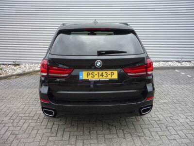 BMW-X5-4